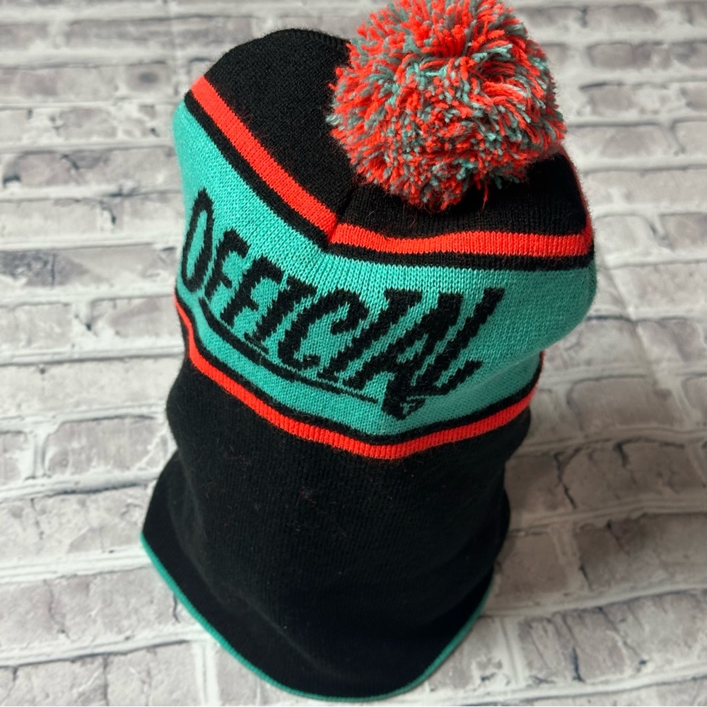 EUC Official Black and Teal Beanie with Pom Pom - Picture 3 of 10